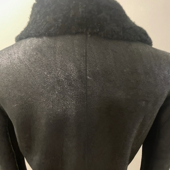 Gorgeous Veda shearling fur Jacket - Picture 16 of 16